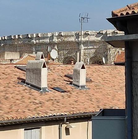 נים Appartement Arenes Romanite מראה חיצוני תמונה